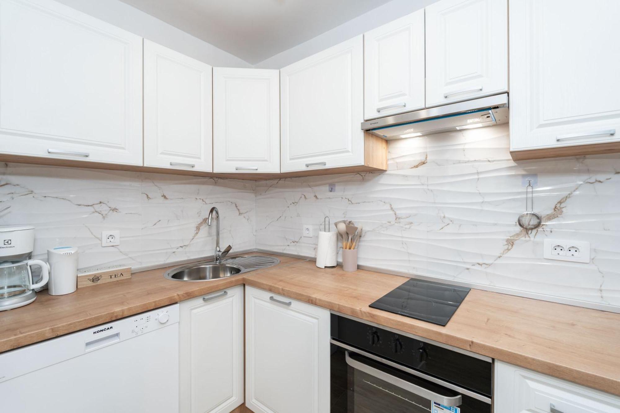 Star Apartment