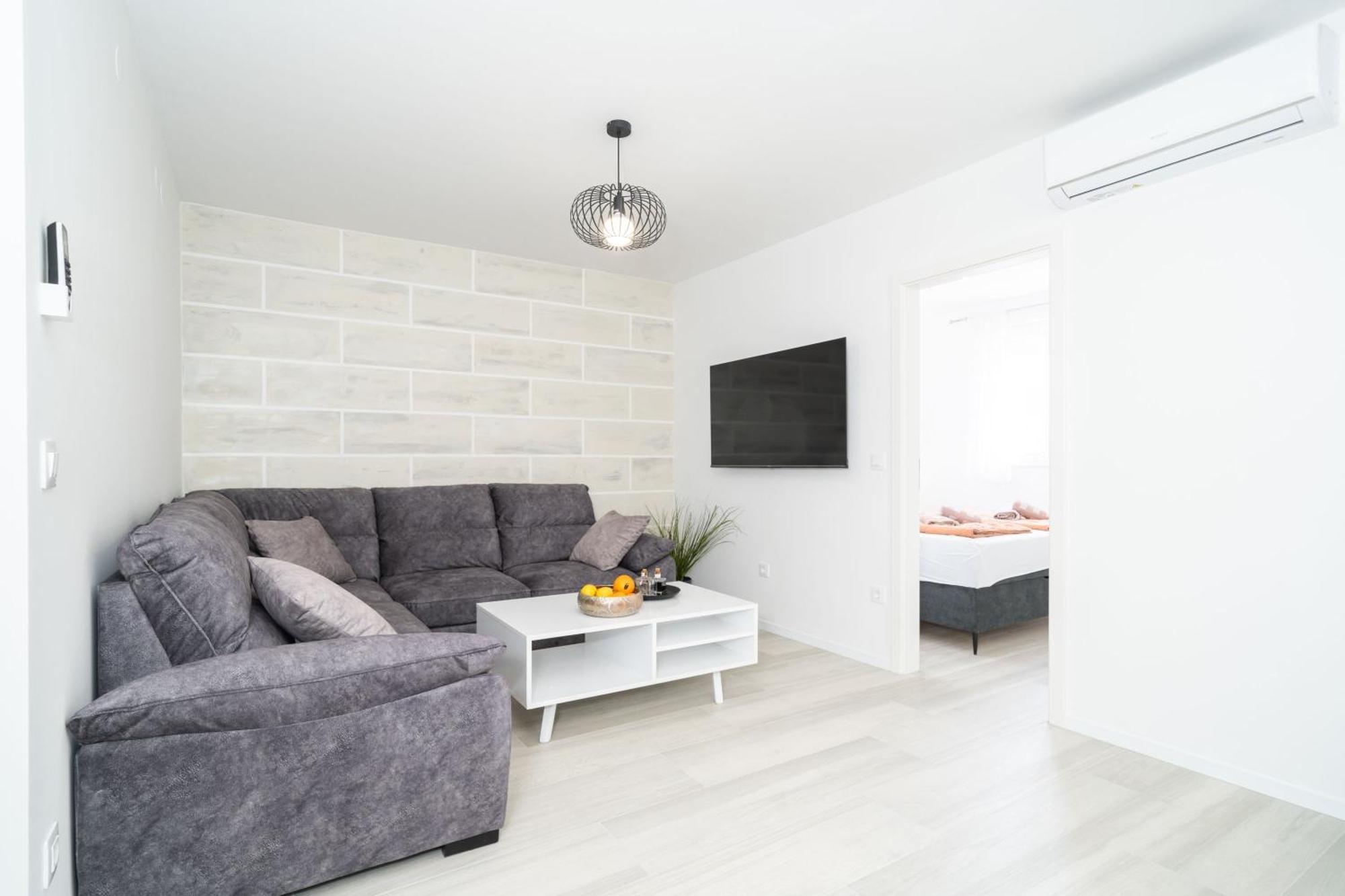 Star Apartment *