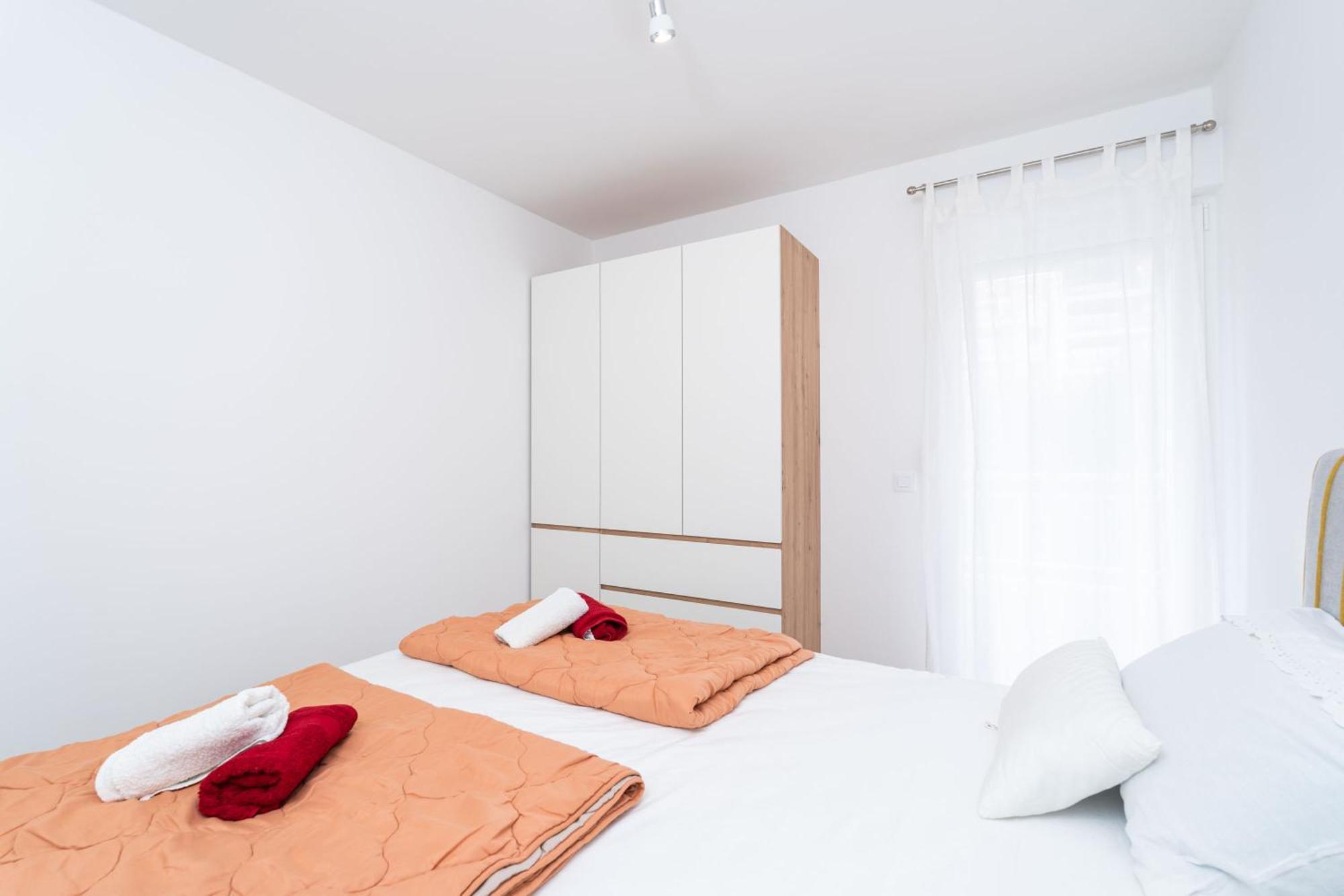 Star Apartment